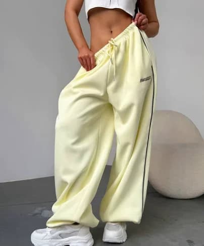 Pantalones Casuales New Pink Embroidered Casual Pants For Women Loose And Comfortable Straight Elastic Waist Trousers