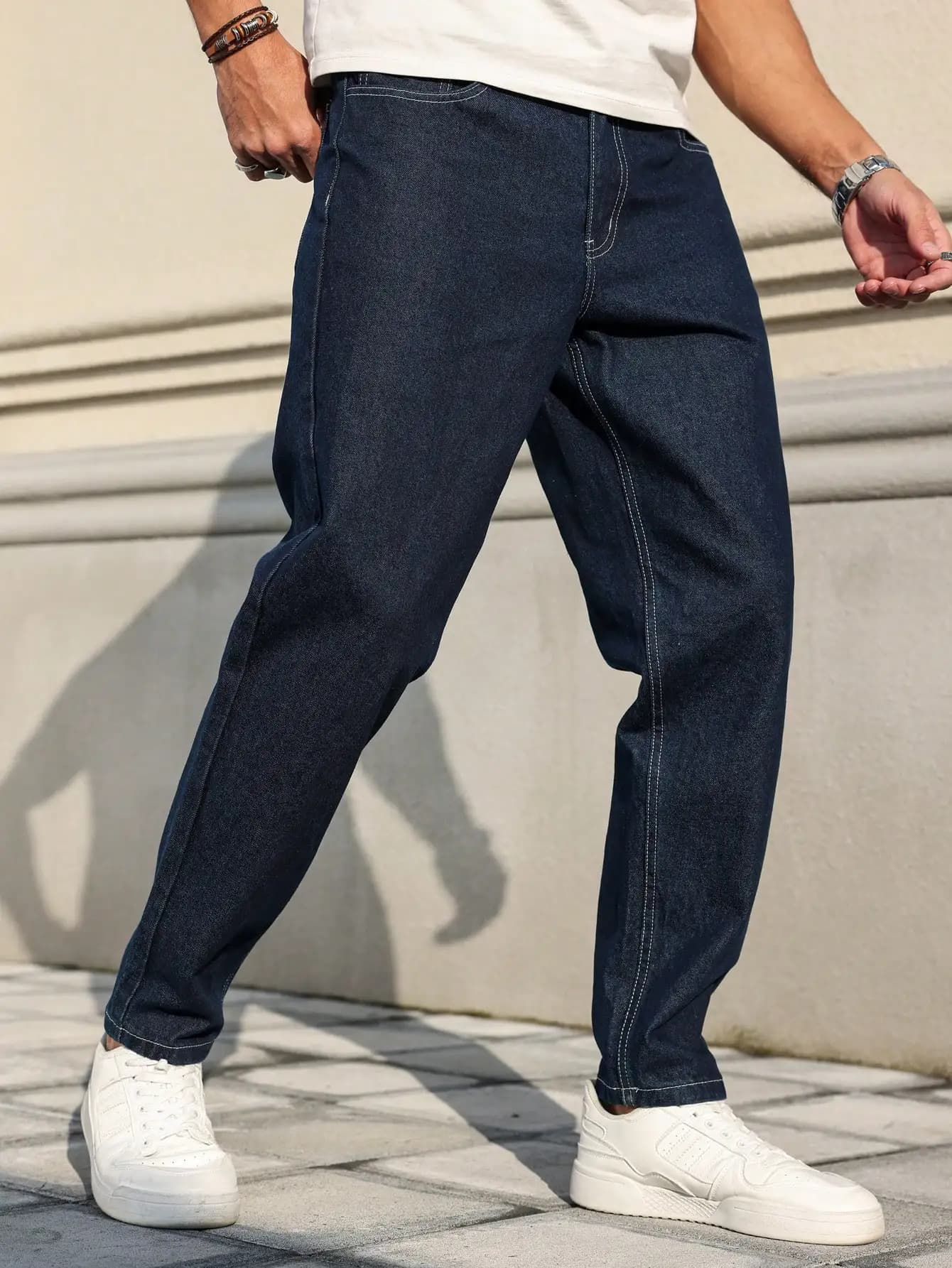 Pantalones vaqueros de mezclilla azul oscuro para hombre, con costuras en contraste, corte holgado y recto, estilo vintage sin lavar, estilo streetwear